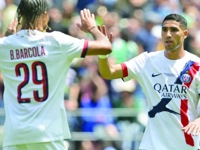 achraf hakimi r scored paris saint germain s second goal in their 2 0 win over seattle sounders at the club world cup on monday photo afp achraf hakimi r scored paris saint germain s second goal in their 2 0 win over seattle sounders at the club world cup on monday photo afp