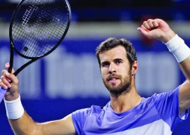 khachanov topples zverev in toronto