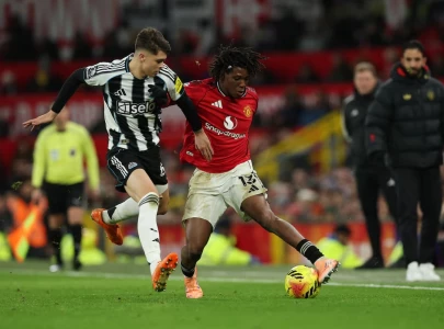 manchester united move up to fifth