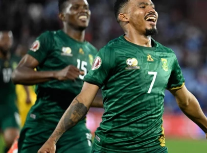 south africa beat zimbabwe to book last 16 berth