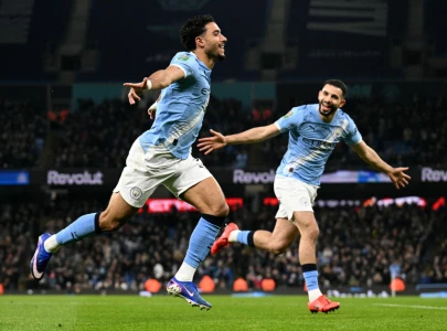man city brush aside newcastle