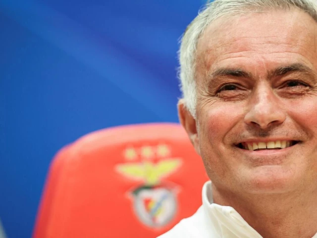 benfica coach jose mourinho said he is capable of turning down real madrid president florentino perez among rumours he could return to los blancos photo afp benfica coach jose mourinho said he is capable of turning down real madrid president florentino perez among rumours he could return to los blancos photo afp