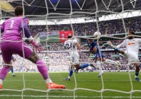 chelsea midfielder enzo fernandez 2r headed the winner against leeds photo afp