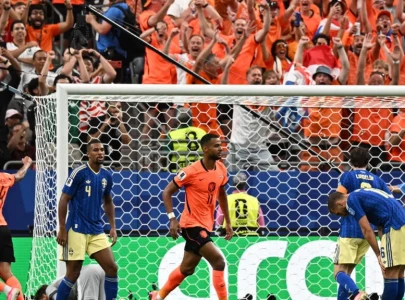 gakpo stars as netherlands thump sweden gakpo stars as netherlands thump sweden