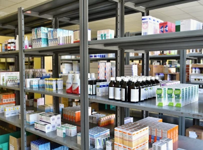 sindh launches digital system to track medicines prevent illegal sales in public hospitals