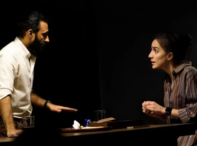 joyland star rasti farooq celebrates success of her ali junejo s theatre play