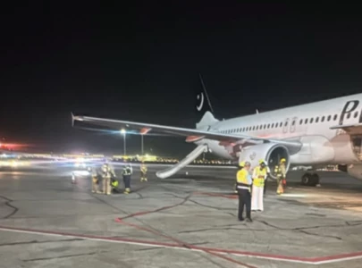 fire scare triggers pia plane evacuation fire scare triggers pia plane evacuation