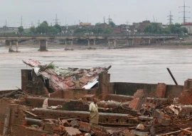 eu extends rs350 million emergency aid for flood victims
