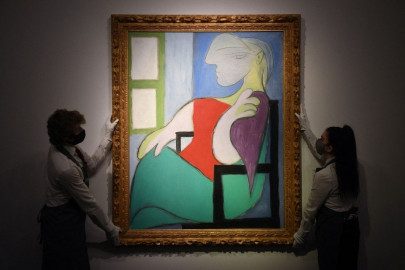 picasso oil painting sells for over 100 million in ny