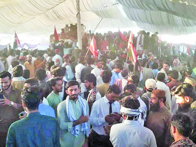 protestors from all walks of life join the ongoing anti canal sit in of lawyers at babarloi bypass in khairpur on tuesday photo express protestors from all walks of life join the ongoing anti canal sit in of lawyers at babarloi bypass in khairpur on tuesday photo express