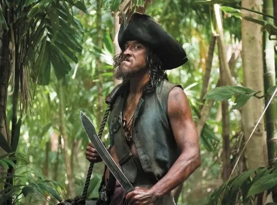 pirates of the caribbean actor tamayo perry killed in shark attack at 49