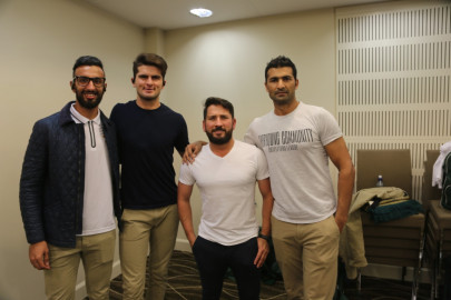 pakistan cricketers leave managed isolation after nz health official s approval pakistan cricketers leave managed isolation after nz health official s approval