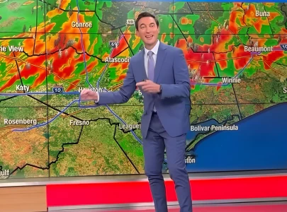 houston meteorologist hilariously sings kendrick lamar s not like us on cw39 broadcast
