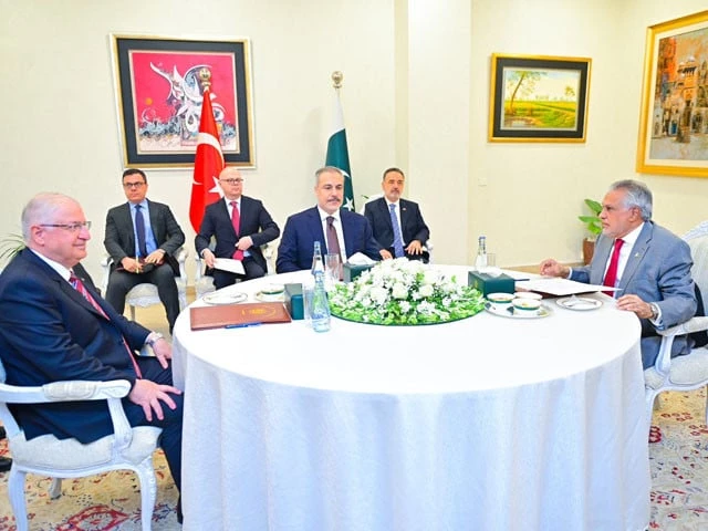 fm ishaq dar in meeting with turkish foreign minister hakan fidan and minister of national defence of turkiye yasar guler in islamabad on july 9 photo x com foreignofficepk