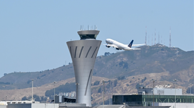united airlines flight diverted to dc after onboard biohazard emergency