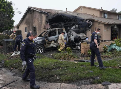 san diego plane crash kills two sparks fires in residential area san diego plane crash kills two sparks fires in residential area