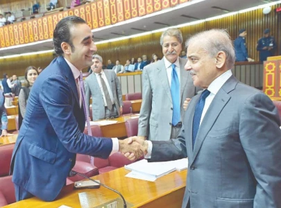 ice melts as pm shehbaz contacts bilawal to defuse sindh punjab rift ice melts as pm shehbaz contacts bilawal to defuse sindh punjab rift