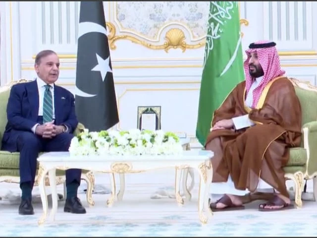 prime minister shehbaz sharif meeting saudi crown prince and prime minister mohammed bin salman photo pm office
