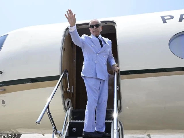prime minister shehbaz sharif at istanbul airport on sunday may 25 2025 photo pid prime minister shehbaz sharif at istanbul airport on sunday may 25 2025 photo pid