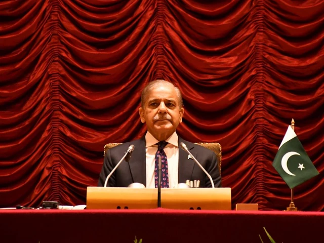 prime minister shehbaz shairf addresses officers at command and staff college quetta on saturday may 31 2025 photo ispr prime minister shehbaz shairf addresses officers at command and staff college quetta on saturday may 31 2025 photo ispr