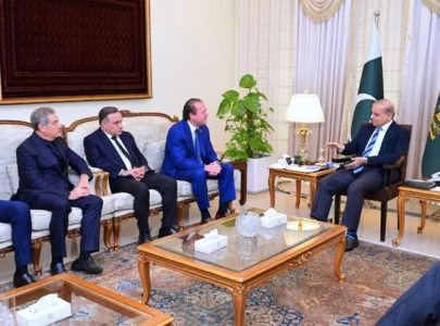 pm highlights economic potential during meeting with us investors