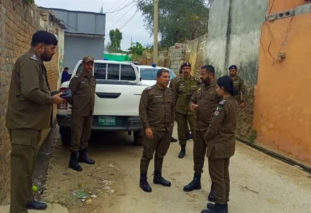 photo file photo file