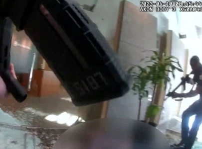 kentucky police video shows desperate rush to stop mass shooting