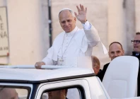 pope leo xiv arrives to hold a general audience in saint peter s square at the vatican november 19 2025 photo reuters