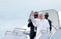 pope leo xiv waves as he boards a plane bound for bamenda where he will attend a meeting for peace and hold a holy mass at yaounde nsimalen international airport in yaounde cameroon april 16 2026 reuters