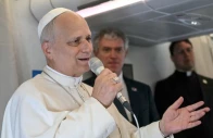 pope leo xiv addresses journalists during the flight heading to malabo equatorial guinea as part of pope apostolic journey to africa on april 21 2026 photo reuters