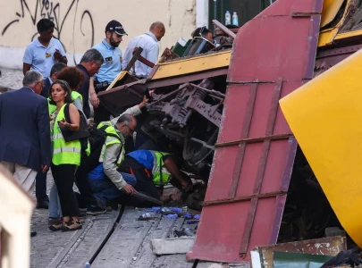 portugal mourns 16 killed in lisbon funicular crash portugal mourns 16 killed in lisbon funicular crash