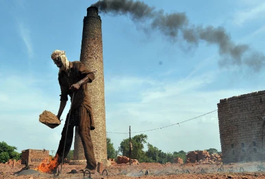 preparation of bricks at a kiln in multan photo app file