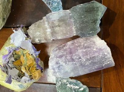 bid to smuggle precious stones foiled at torkham
