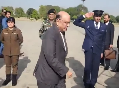 president asif zardari leaves for week long visit to china for talks on trade cpec