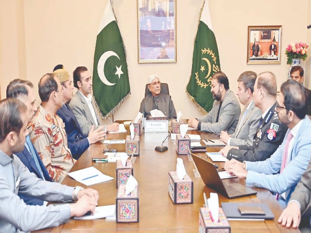 president asif ali zardari chairs a meeting in quetta photo ppi