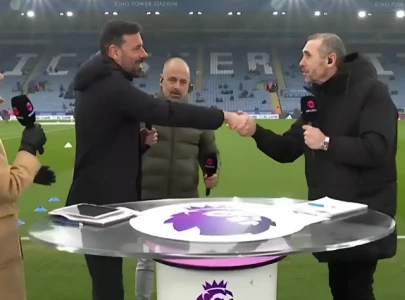 watch van nistelrooy keown reunite before leicester city vs arsenal watch van nistelrooy keown reunite before leicester city vs arsenal