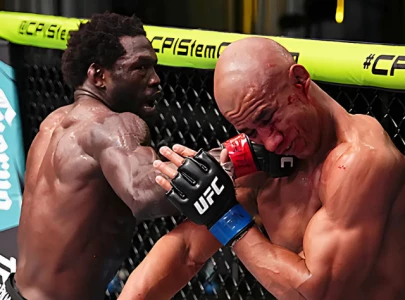 watch jared cannonier survives early onslaught tko s gregory rodrigues