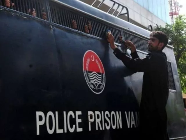dozens attack prisoner vans near islamabad dozens attack prisoner vans near islamabad