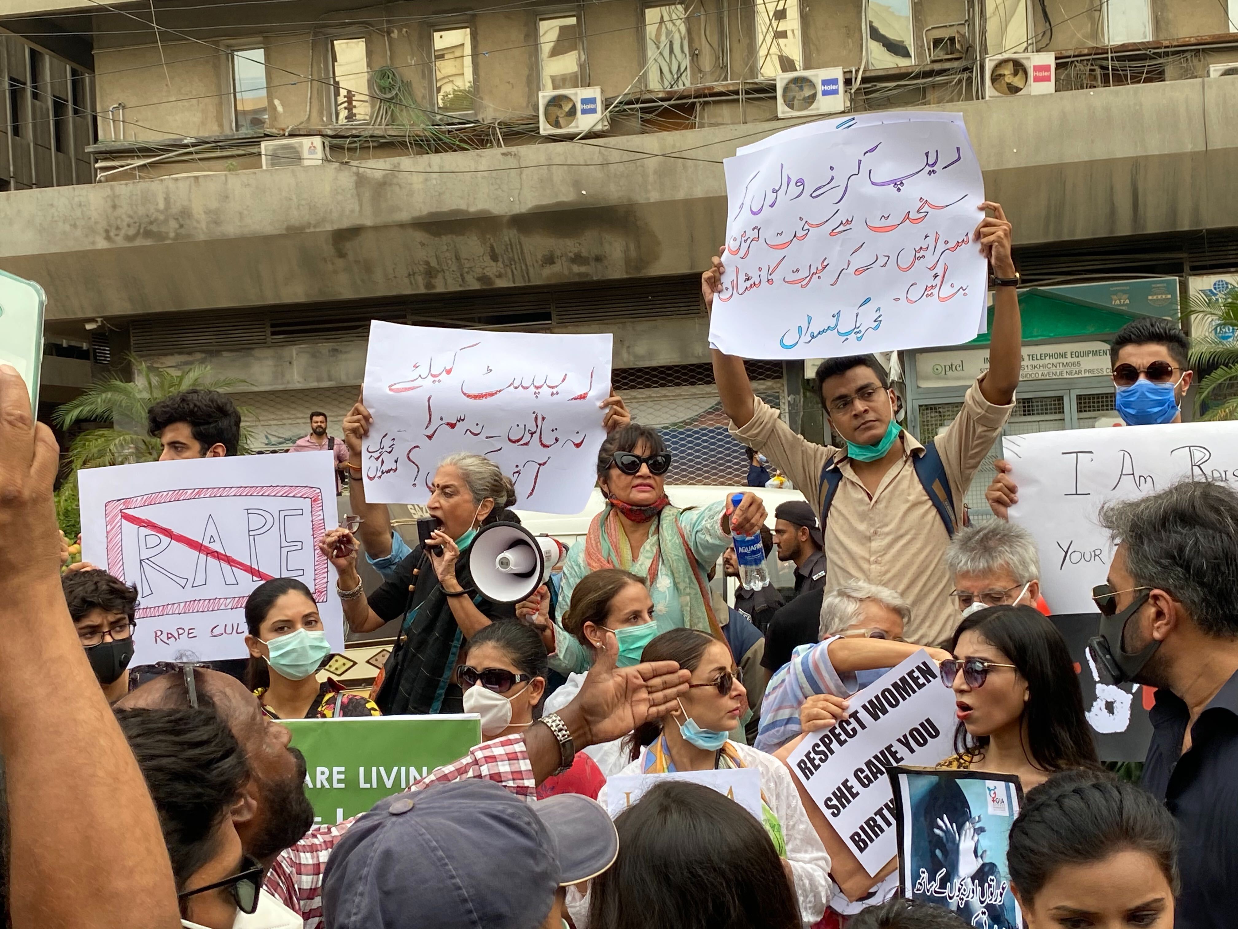 Pakistani Celebs Want Sex Education In Curriculum Condemn