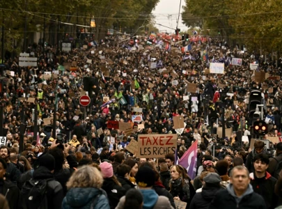 fresh clashes rock france as protesters march on