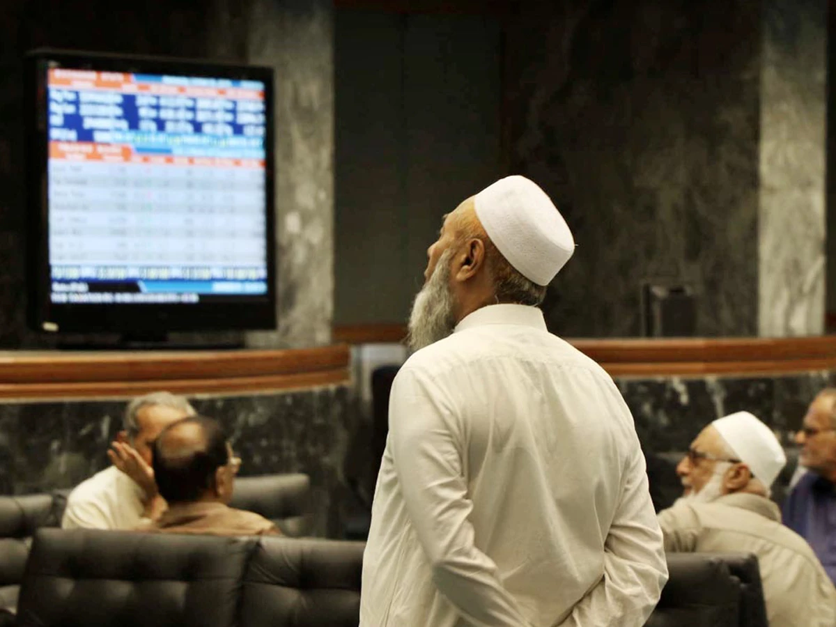 PSX extends gains as KSE-100 climbs over 1,400 points