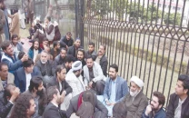 pti secures concession after sit in outside sc pti secures concession after sit in outside sc