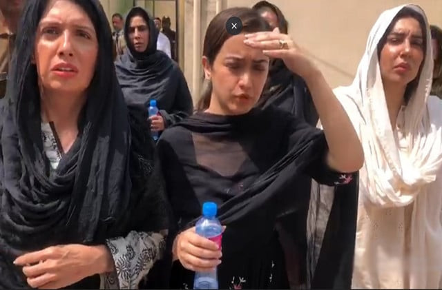 detained female workers of pakistan tehreek e insaf pti speaking to media on june 2 2023 screengrab detained female workers of pakistan tehreek e insaf pti speaking to media on june 2 2023 screengrab