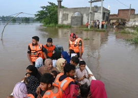 over 210 000 evacuated as floodwaters rise across punjab following india s water release over 210 000 evacuated as floodwaters rise across punjab following india s water release