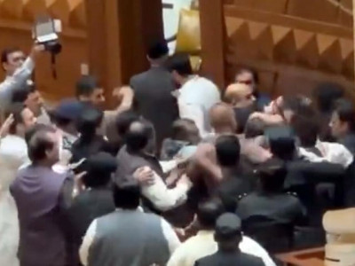 pti pml q mpas granted bail in pa brawl case pti pml q mpas granted bail in pa brawl case