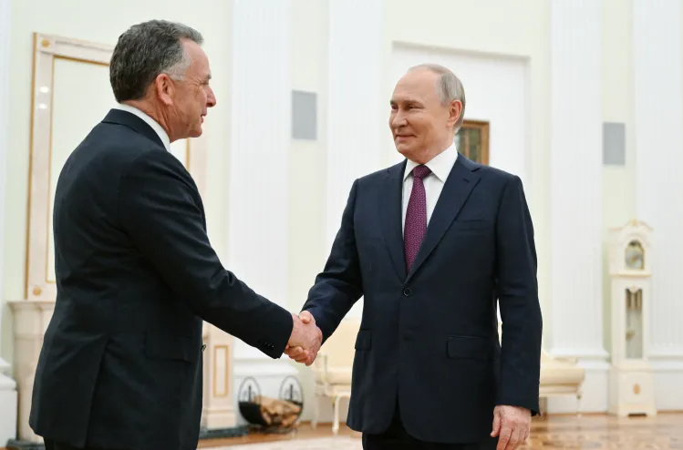Trump envoy meets Putin