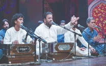 qawwali night moves hearts inspires joy qawwali night moves hearts inspires joy