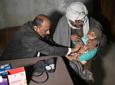 pakistan battles legions of fake doctors