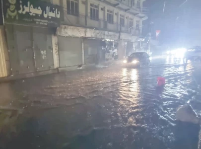 winter s first rain breaks dry spell in quetta winter s first rain breaks dry spell in quetta