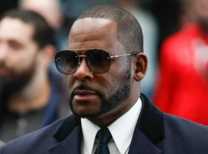 r kelly breaks down in prison begs for release as health deteriorates says legal team r kelly breaks down in prison begs for release as health deteriorates says legal team
